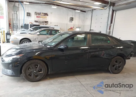 2022 Hyundai Elantra Sel from USA, damaged, VIN 5NPLS4AG9NH054286